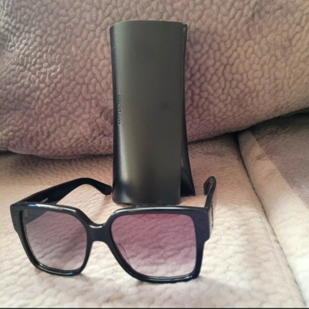 Authentic Saint laurent Sunglasses SLM9-002